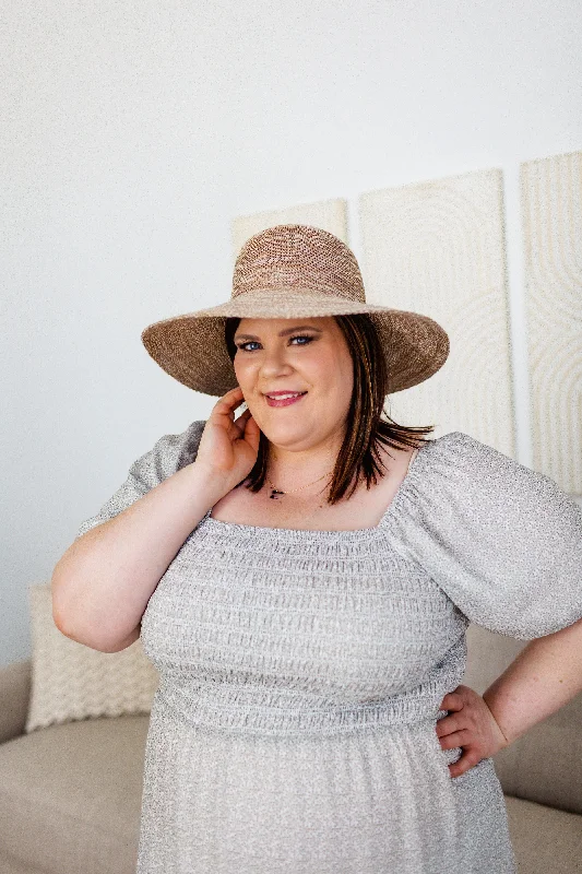 WOVEN BEACH HAT