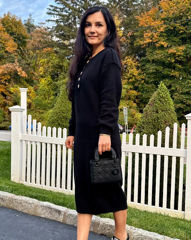 MEROKEETY Long Sleeve Button V Neck Loose Knit Maxi Dress
