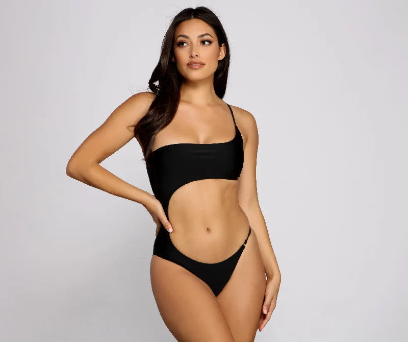So Stunning One Shoulder One Piece Swimsuit