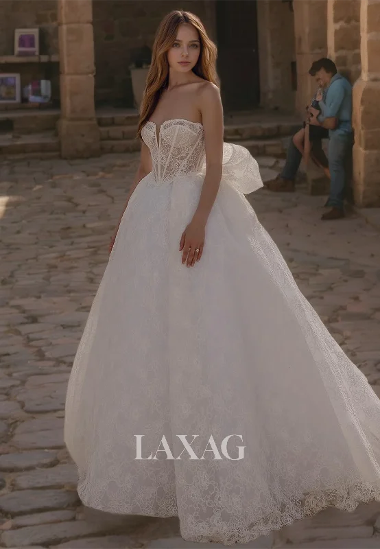 Sweetheart Straplesss Sleeveless Lace Appliques Fairytale Ball Gown Wedding Dress with Bow Sweetheart Straplesss Sleeveless Lace Appliques Fairytale Ball Gown Wedding Dress with Bow
