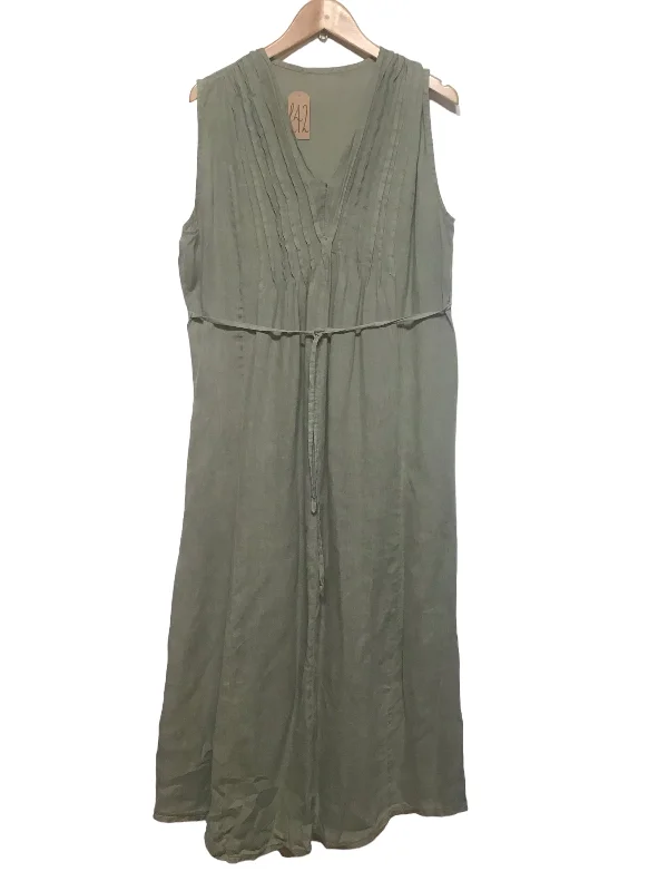 Kahki Dress (Size XL)